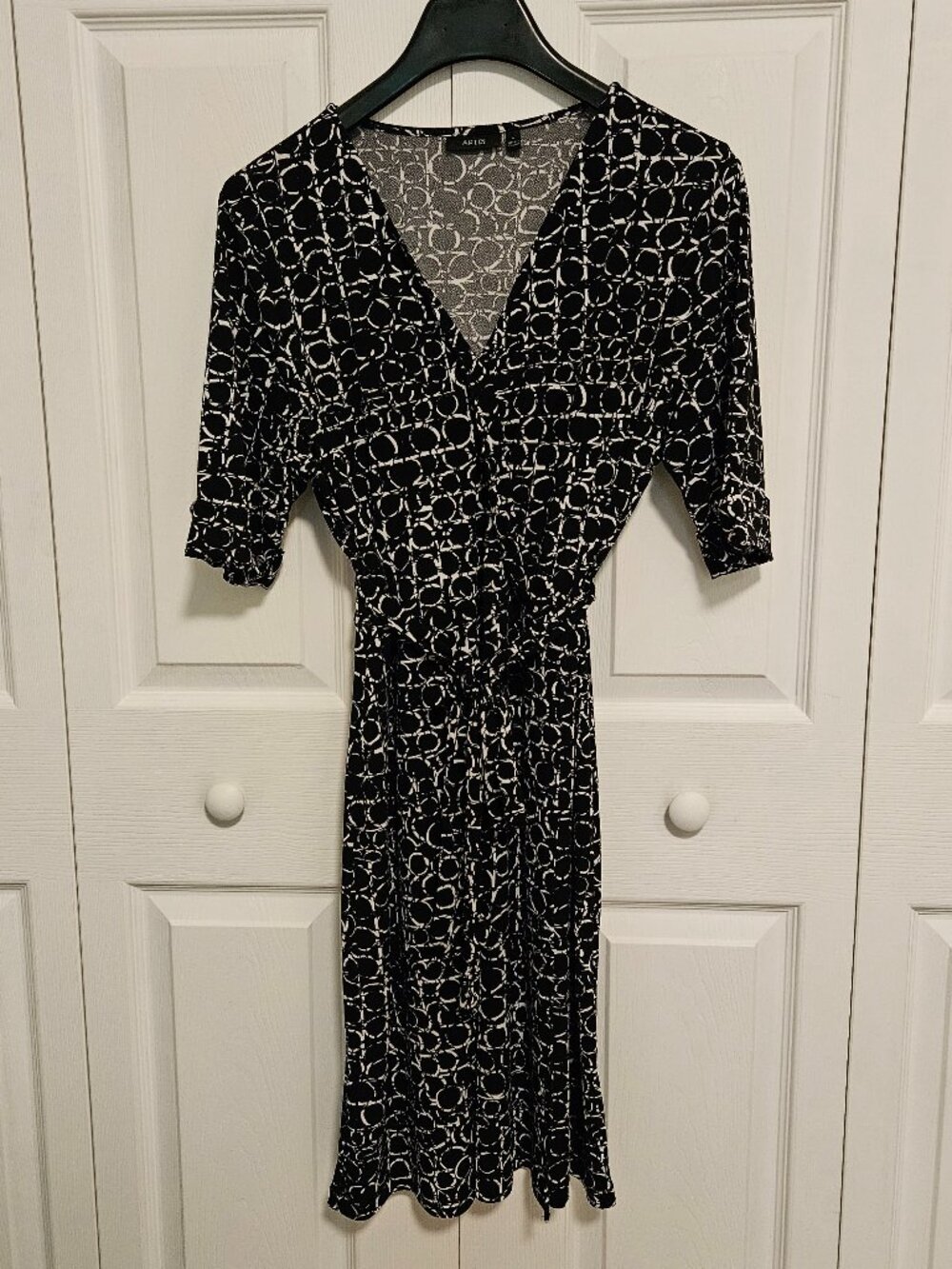Apt. 9 Women's Black & White Geometric Print Faux Wrap Dress Size L
